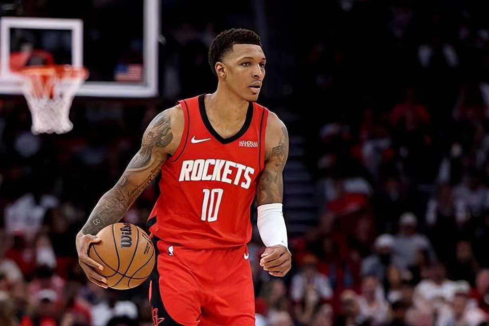 连续两场稳定输出!火箭锋线新星总算是摆脱了之前的阴霾状态了?