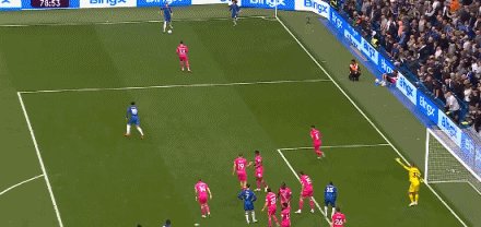 1744588625231006019.gif 【早报】姆巴佩直红下场!或缺战国王杯战巴萨