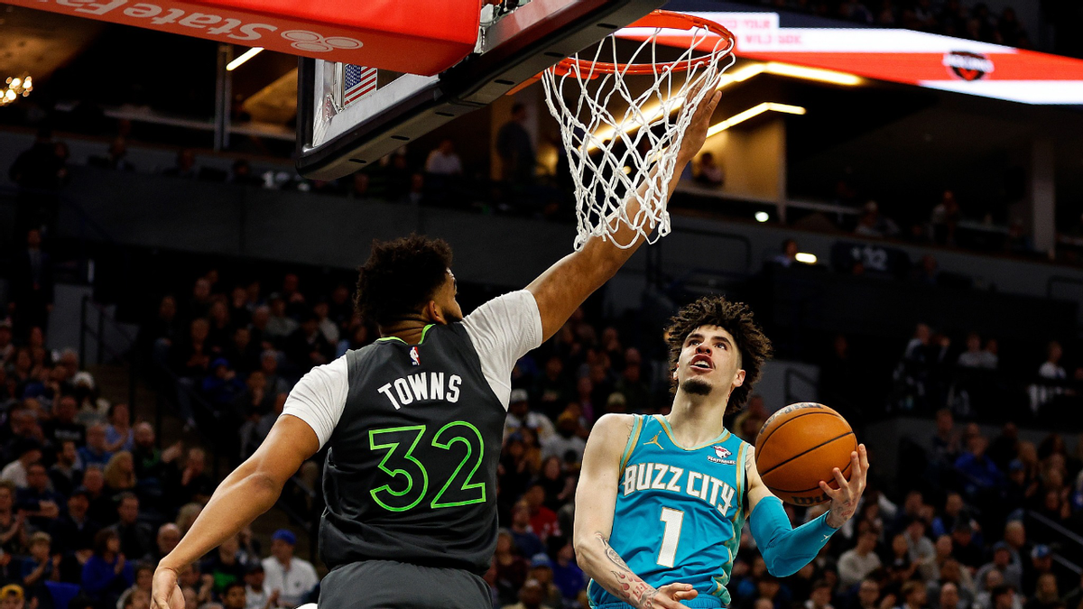 华体会-神奇的日子！三人单场砍下60+，科比独得81分，两大中锋创记录！