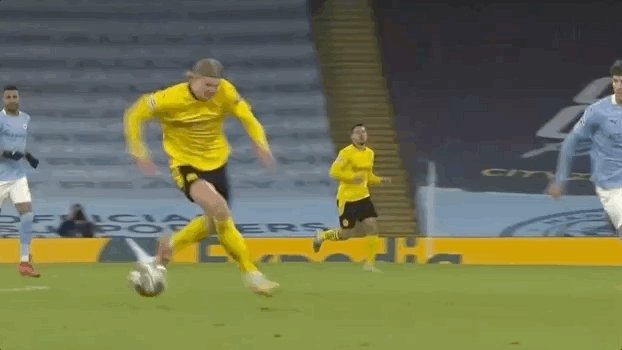 华体会-福登绝杀曼城劫后余生 瓜帅保守布阵险些又自杀